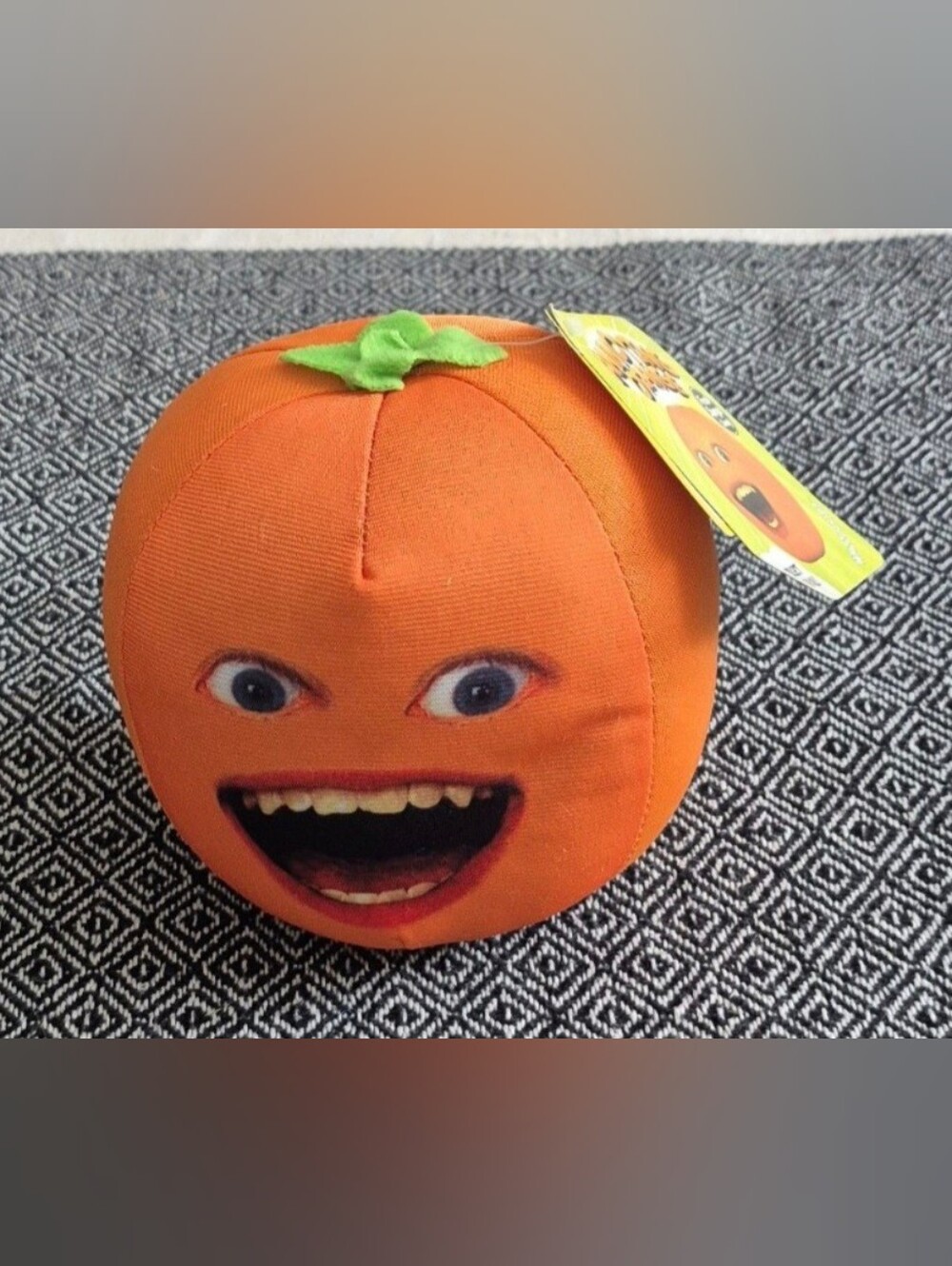 New With Tags 2012 Annoying Orange Talking Fruit Plush Toy